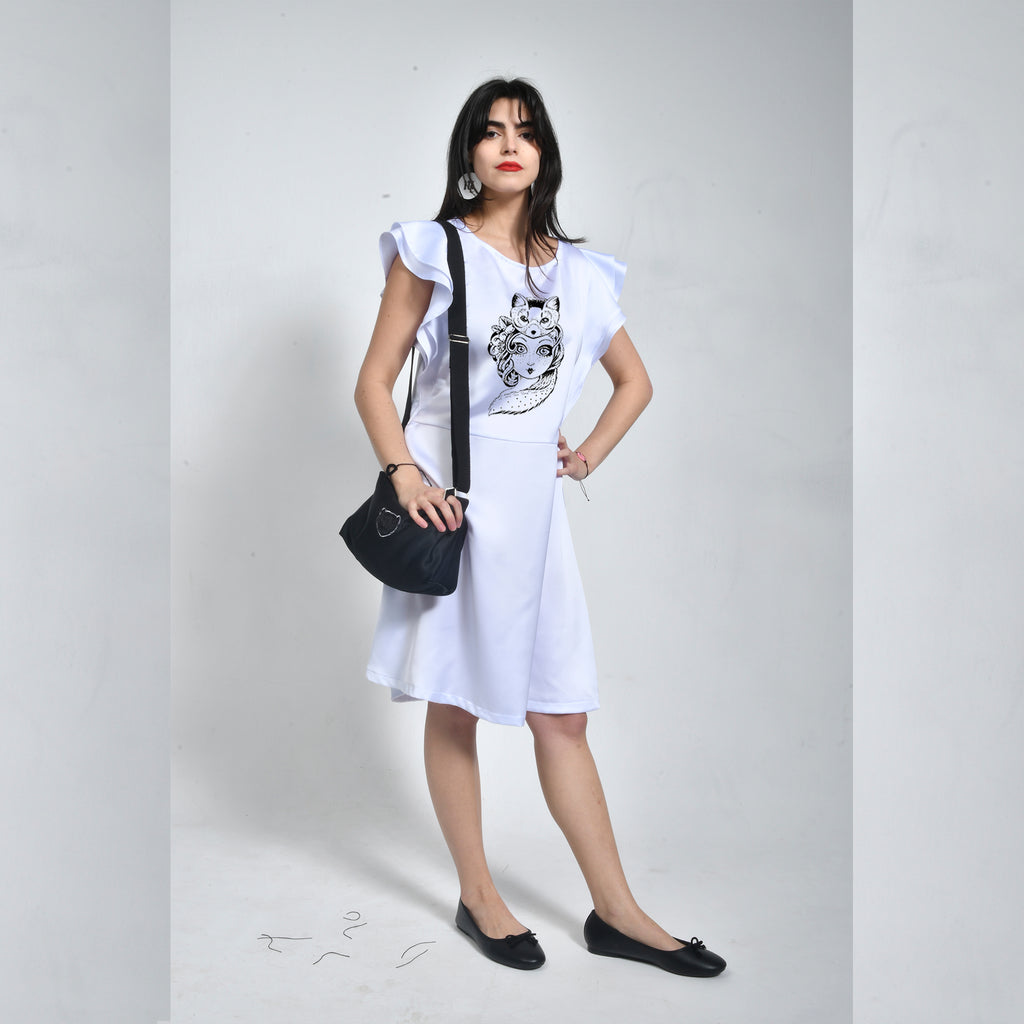 Vestido Blanco con Ilustración y Volantes