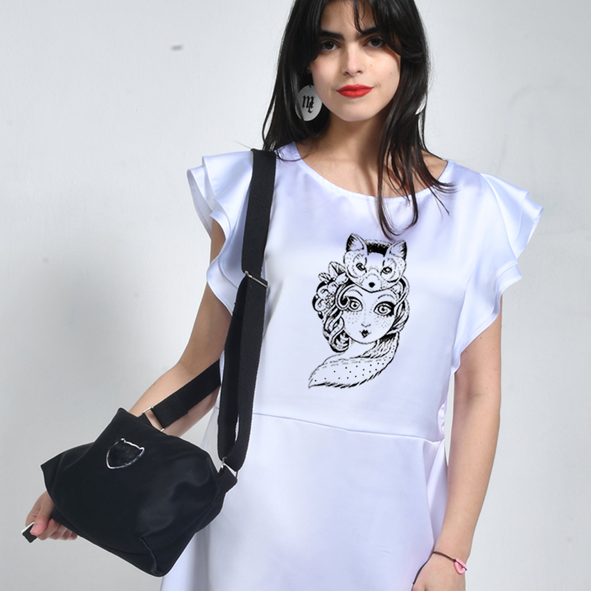Vestido Blanco con Ilustración y Volantes