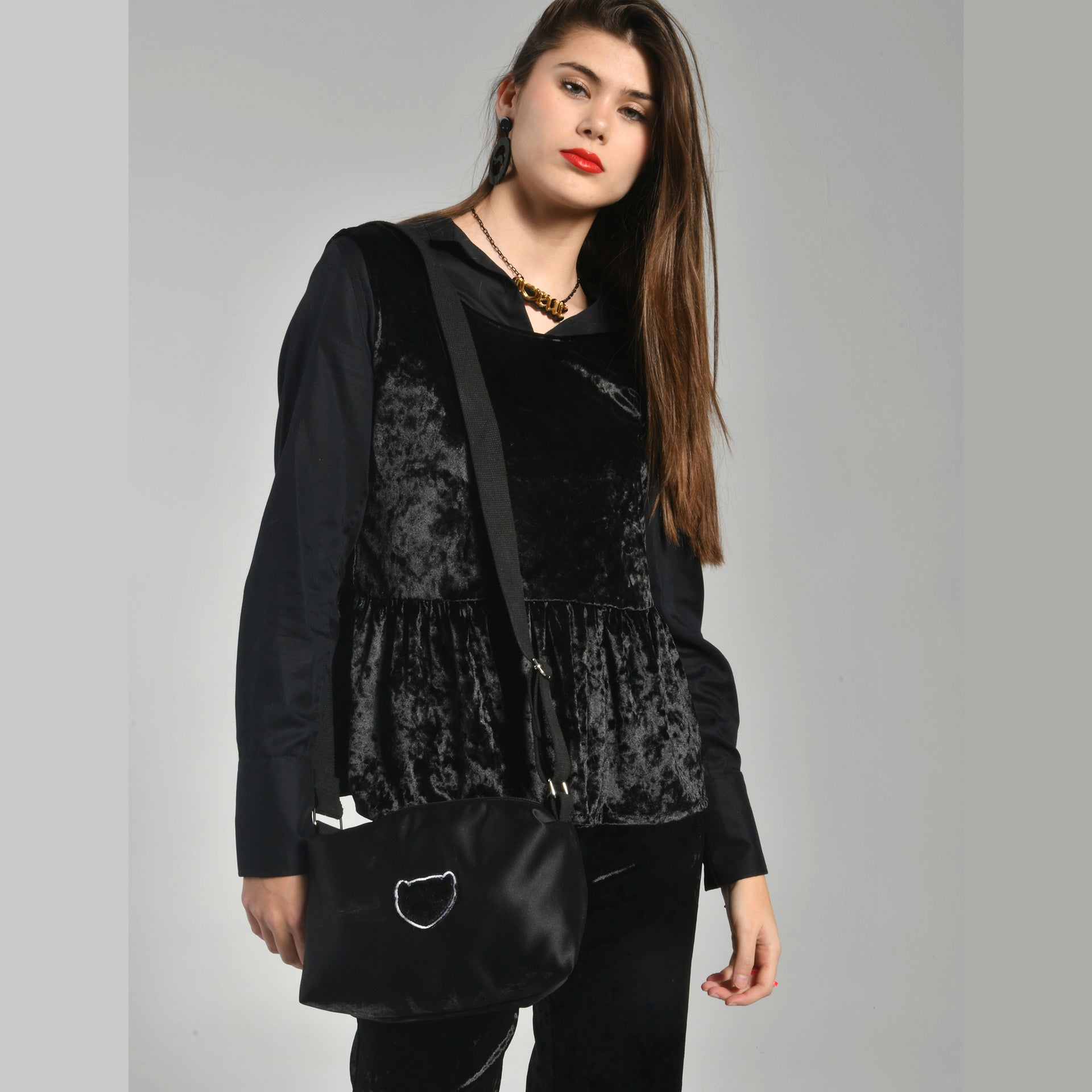Bolso Satén Negro Logo Teddy
