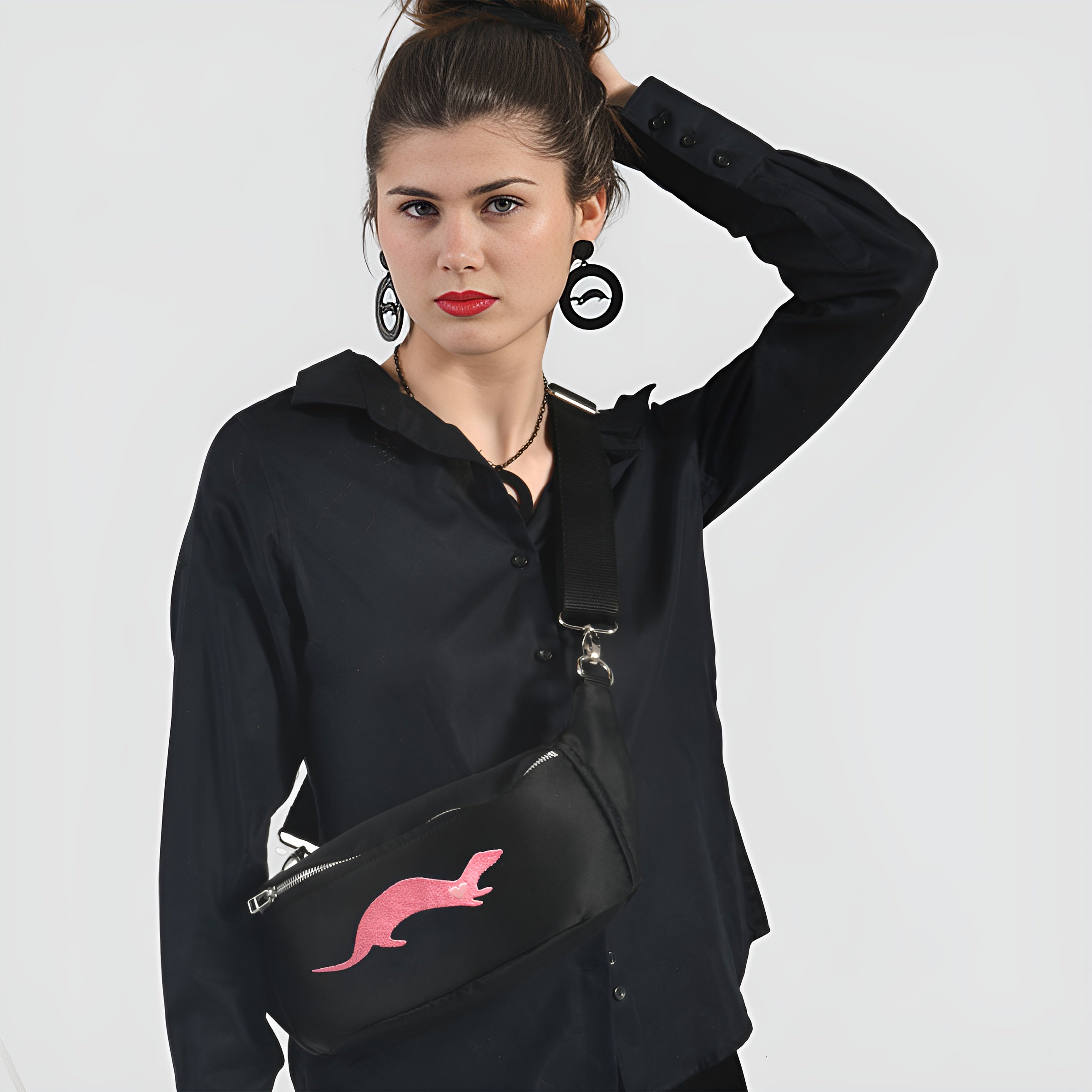 Bolso Bandolera Logo Bordado